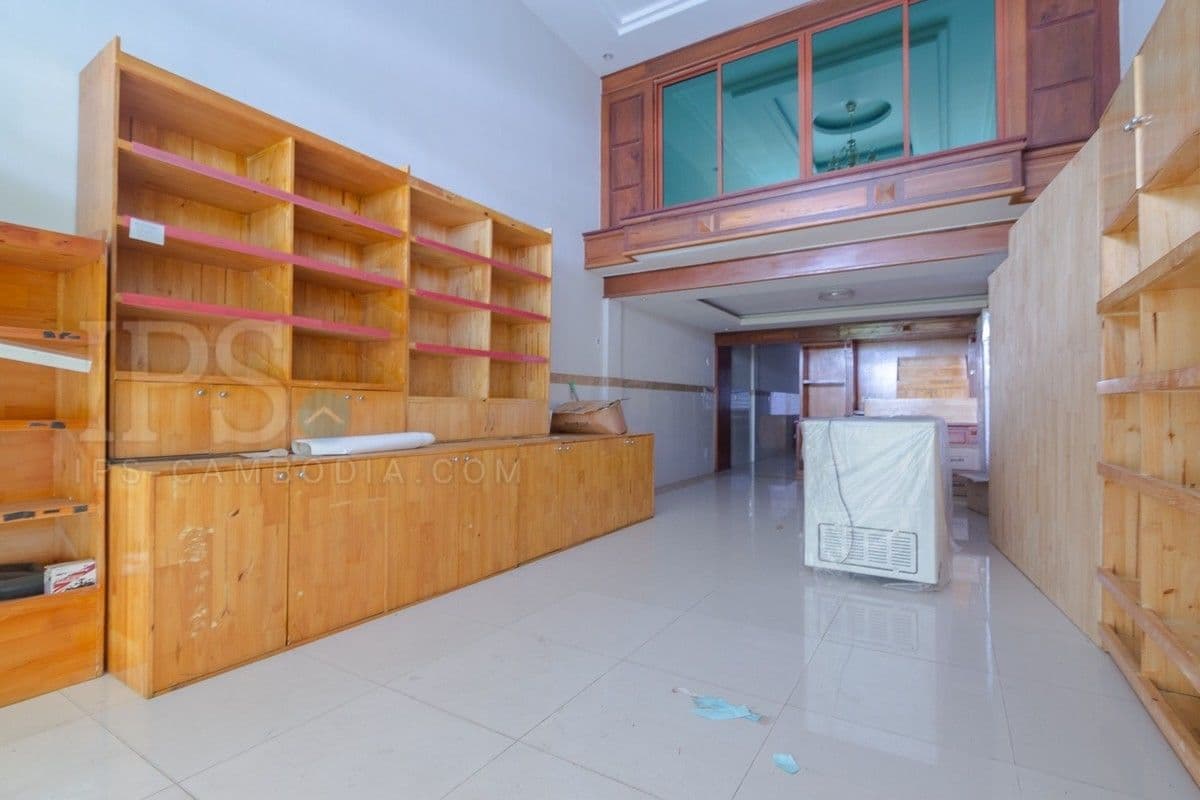 4 Bedrooms House For Sale - Sen Sok, PhnomPenh の部屋