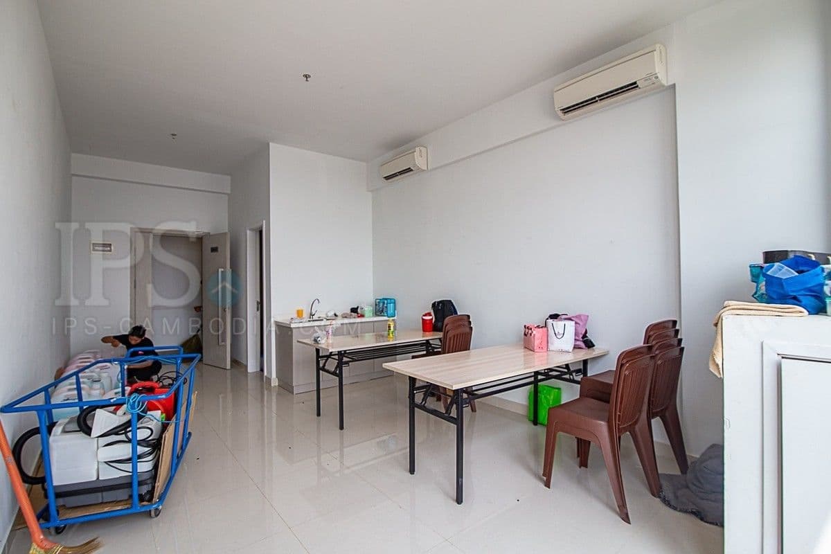 33 Sqm Office Space For Sale - The Bridge, Phnom Penhの部屋