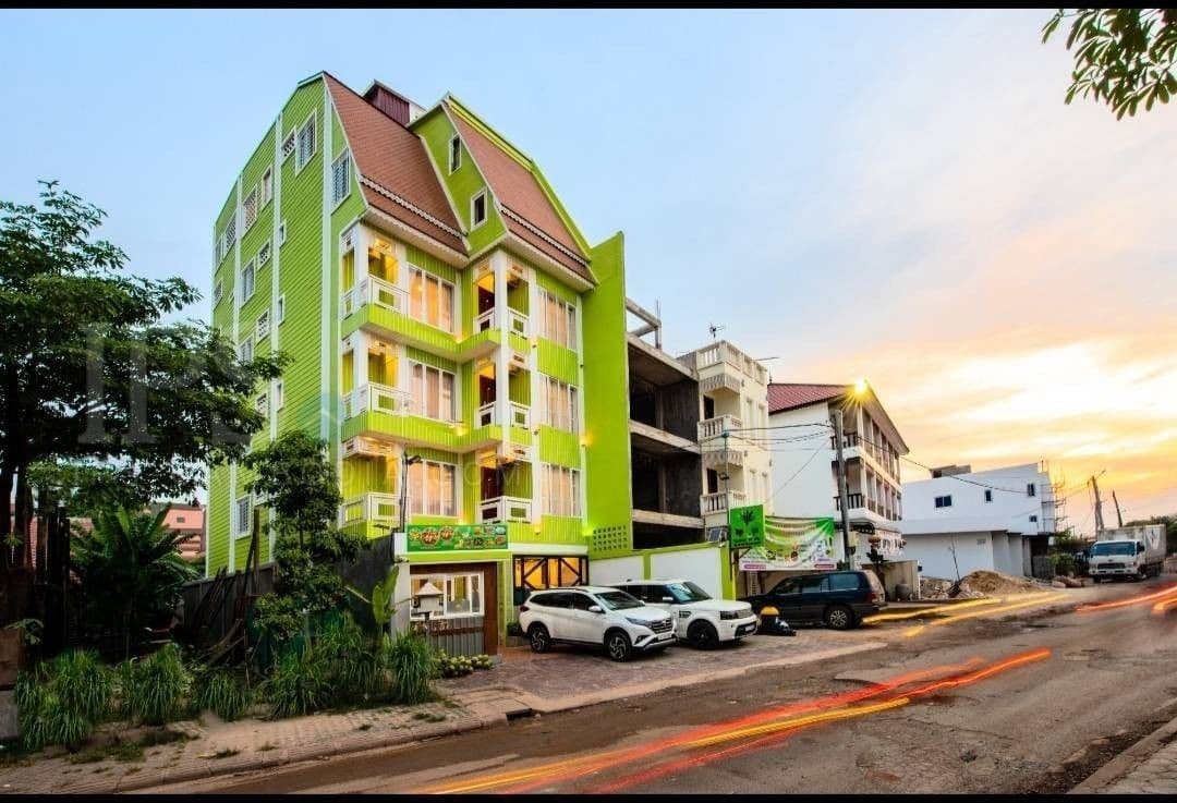 15 Room Guesthouse For Sale - Svay Dangkum, Siem Reapの部屋