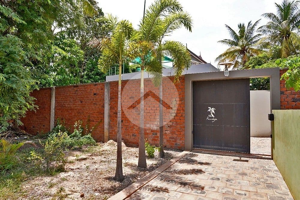 4 Bedroom Villa Kamboja For Sale - Svay Dangkum, Siem Reapの部屋