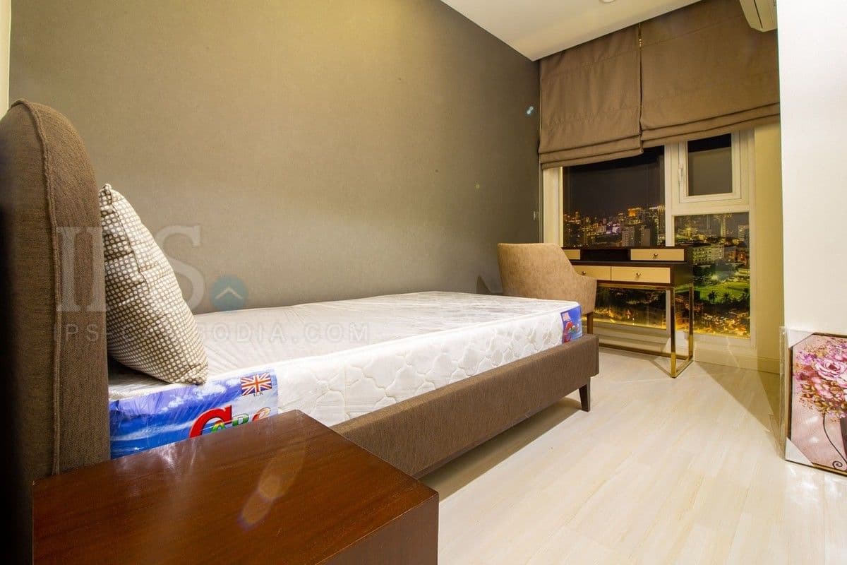 29th Floor-2 Bedroom Condo For Sale- BKK1, Phnom Penhの部屋