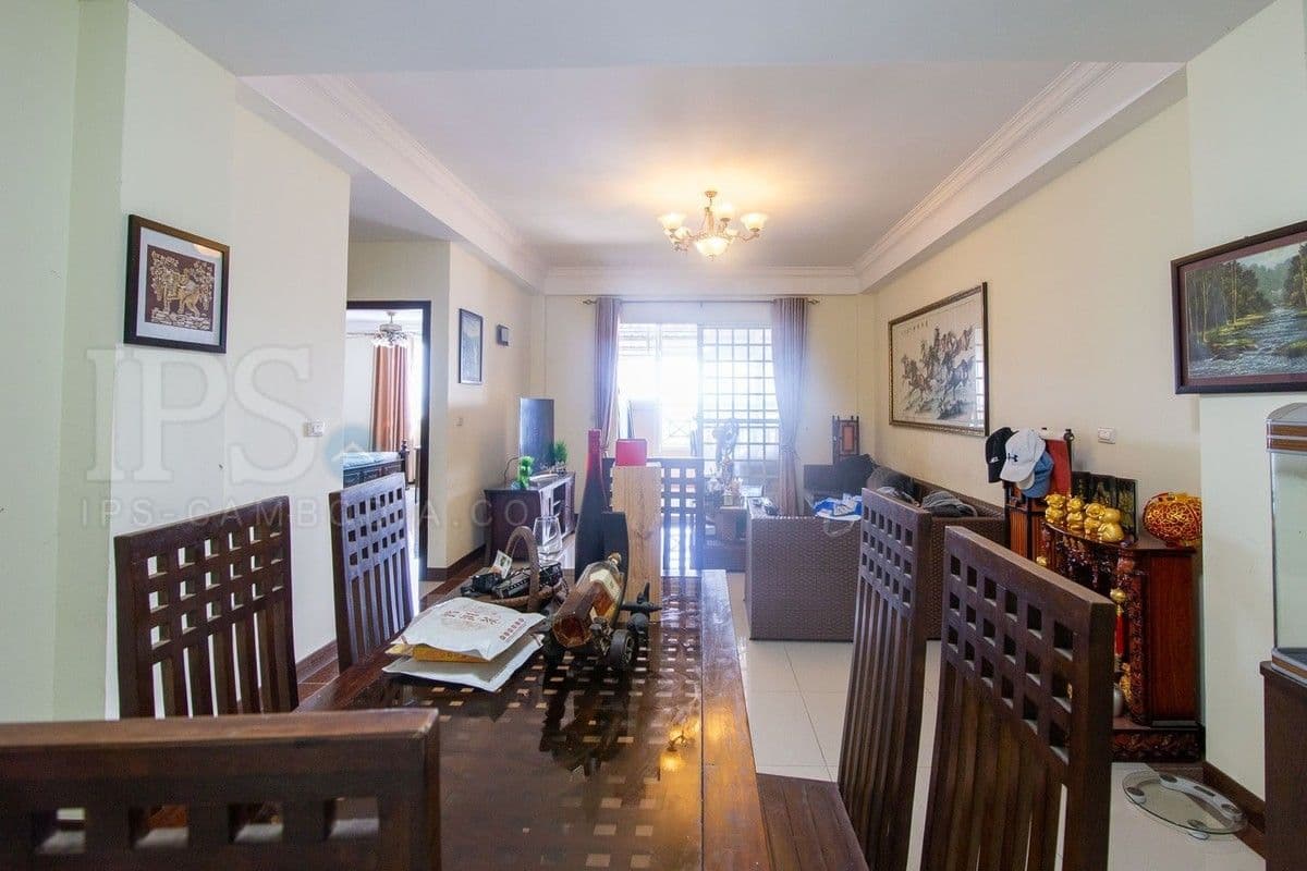 2 Bedroom Apartment For Sale - Teuk Thla, Phnom Penhの部屋