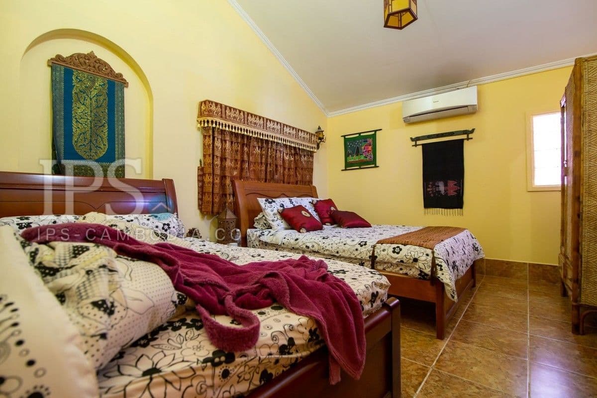 6 Bedroom Villa For Sale - Chbar Ampov, Phnom Penhの部屋