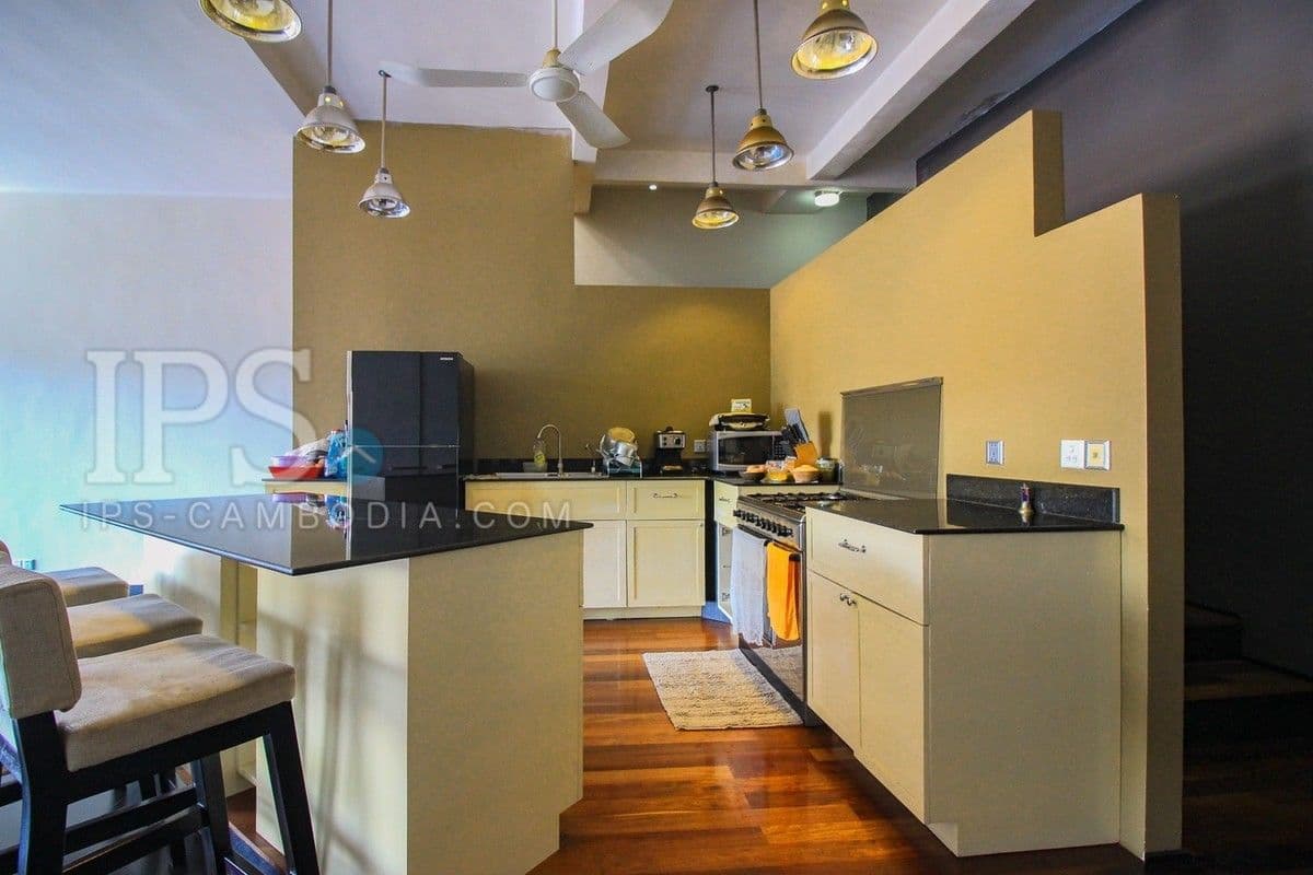 2 Bedroom Flat House  For Sale - Daun Penh, Phnom Penhの部屋