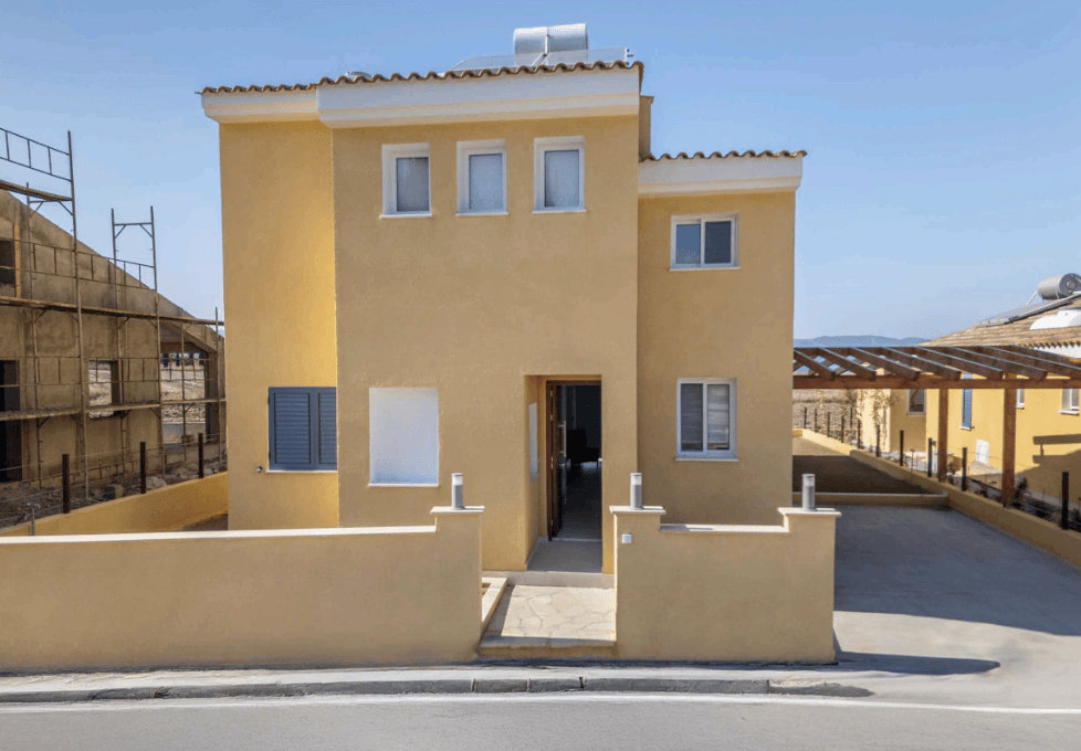 AKAMANTIS GARDENS VILLAの外観