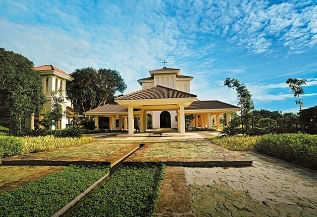 アヤラ・ウェストグローブ・ハイツ