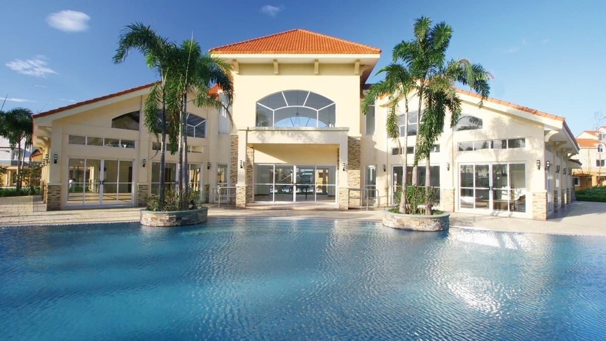 セラドンレジデンス