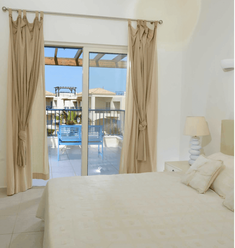 APHRODITE BEACHFRONT ll E2-202のlayout