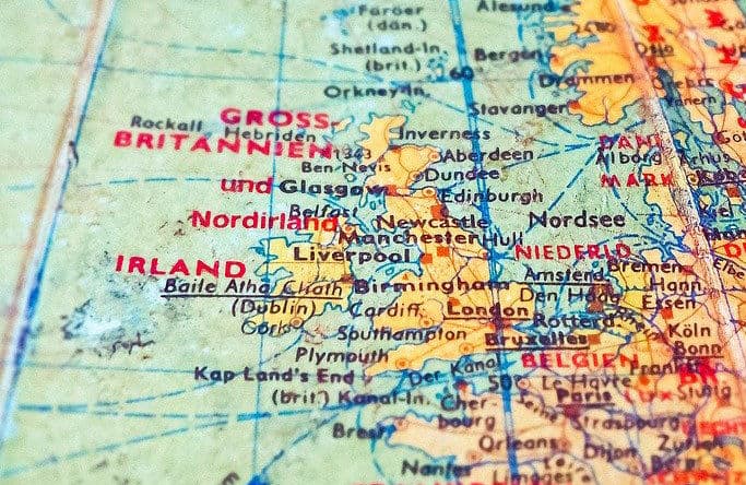 英ジョンソン首相、スコットランドと北アイルランドにかかる橋建設構想を提唱